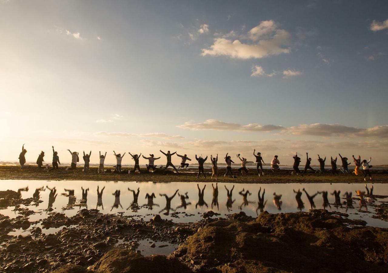 Отель Playce Camp Jeju Ojo-ri Экстерьер фото